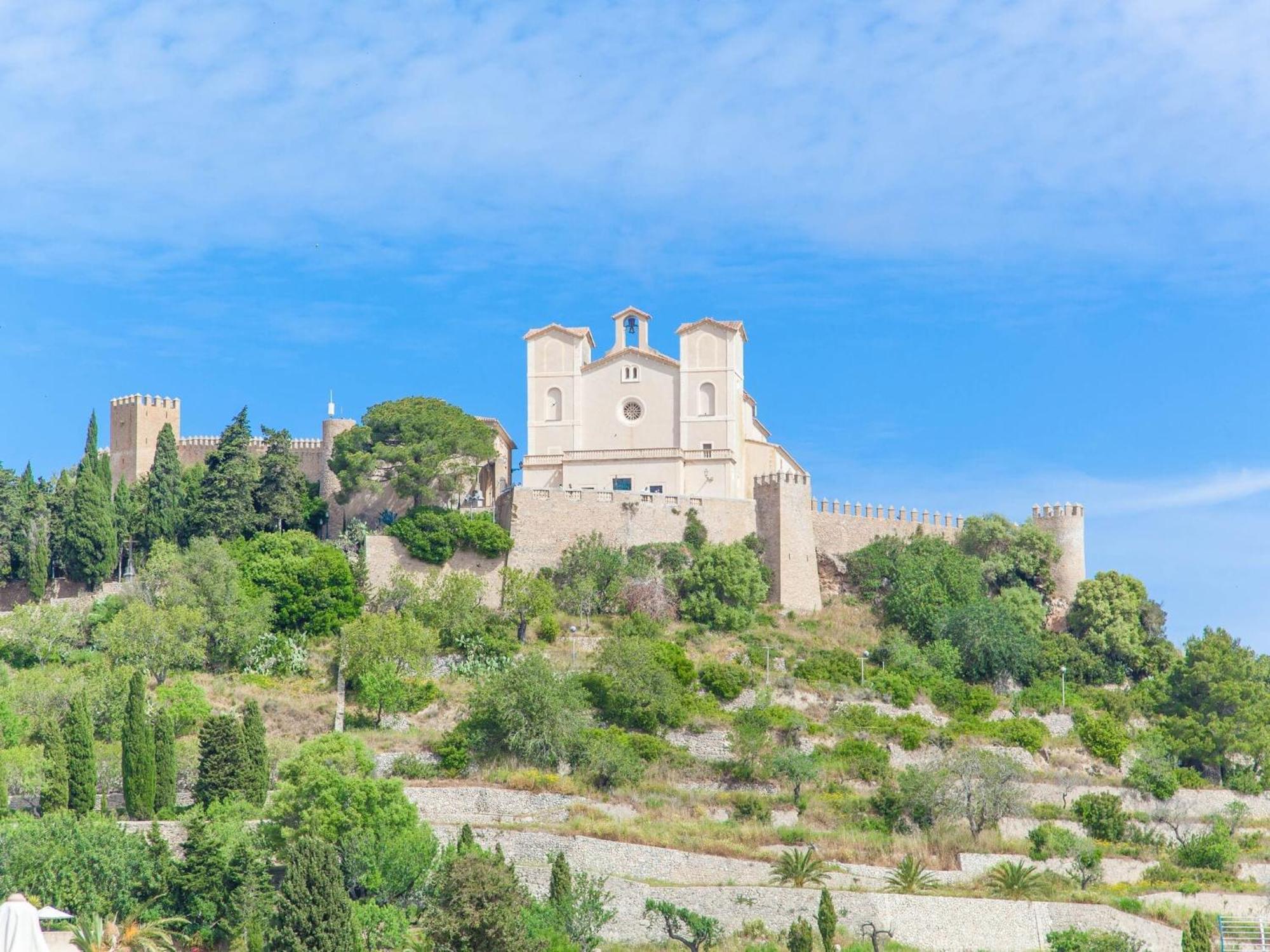 Villa Na Valenta - With Private Pool In